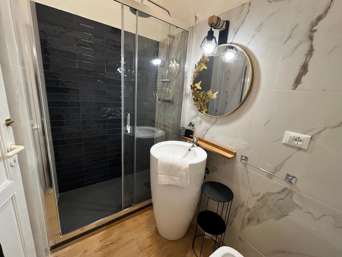 Happy Family Apartments Rovere Genua Buitenkant foto
